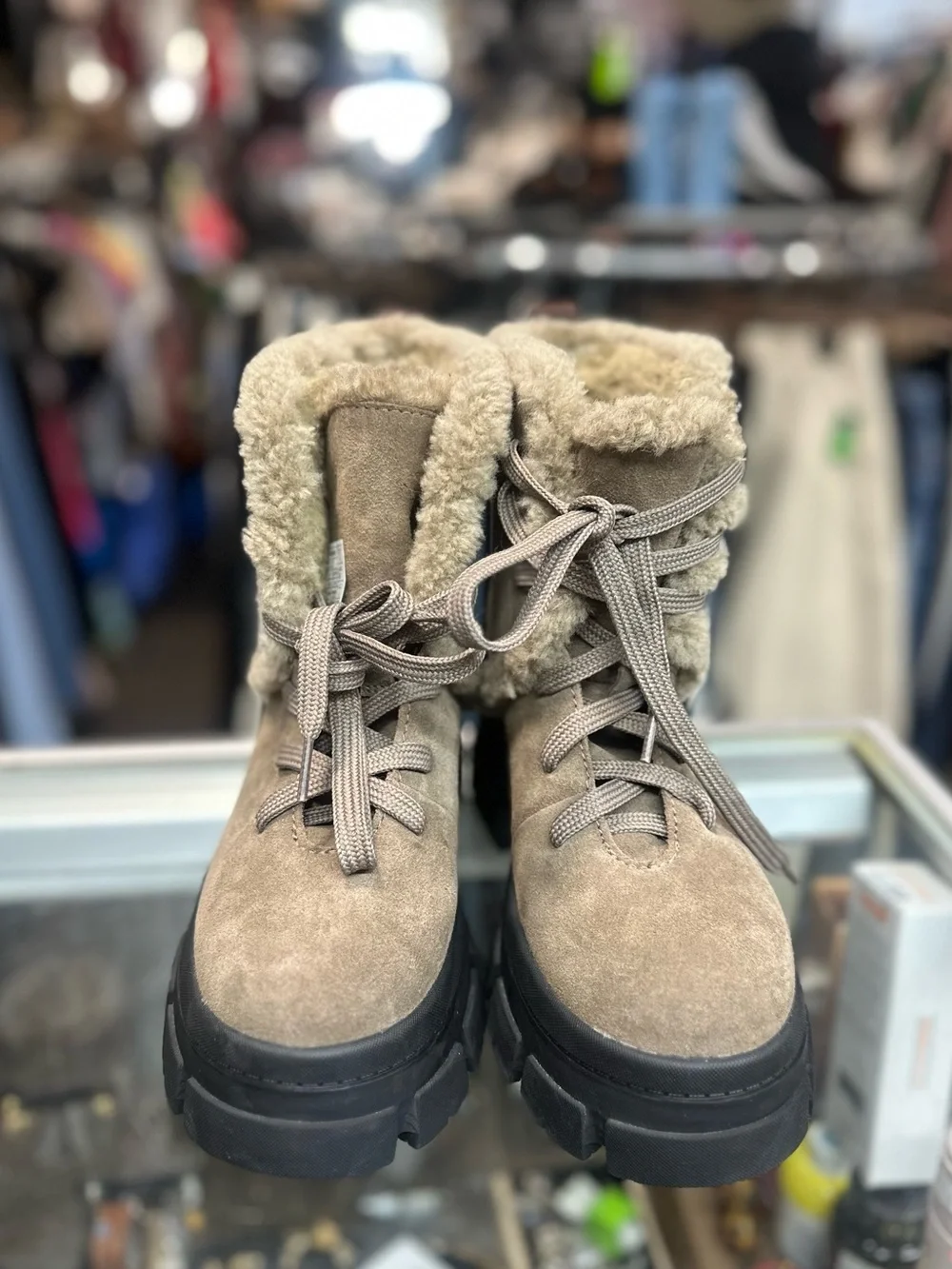 Ugg Brooklyn Water Resistant Hiker Boot with Genuine Shearling Trim .Like new